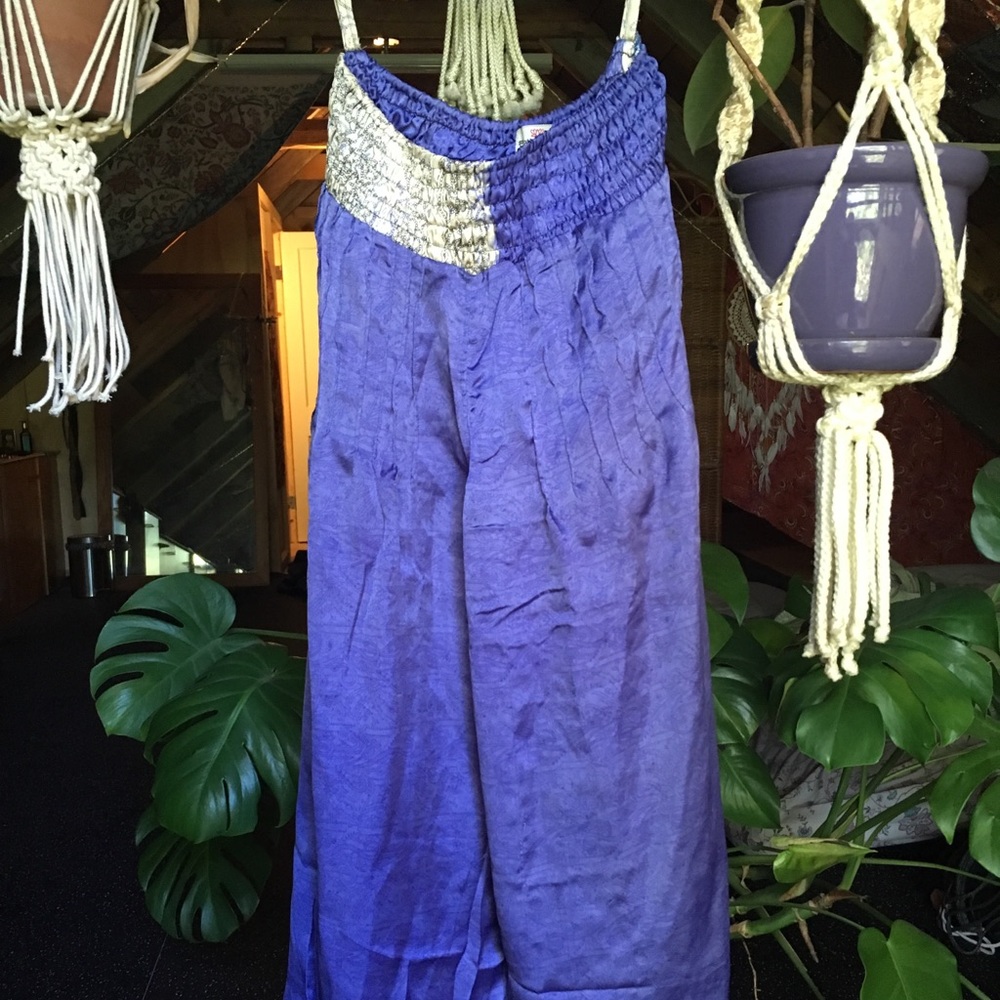 Floating lotus pants